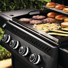 Napoleon | Rogue PRO Phantom 30-in 4 Burner Propane Griddle | RP30FTPK-PHM