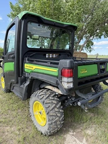 2022 John Deere Gator XUV 835R 4WD Utility Cart for Sale