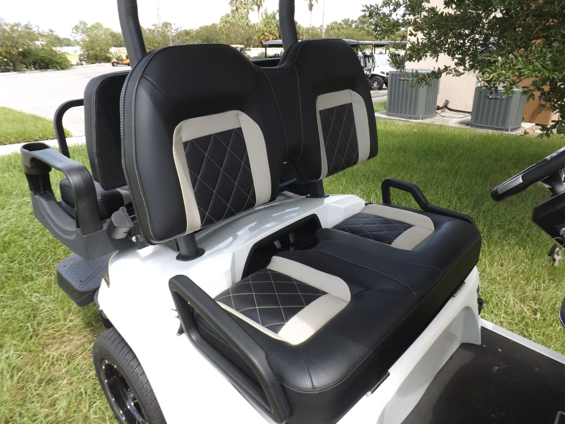 White 2023 Star EV SIRIUS 2+2 Golf Cart for Sale