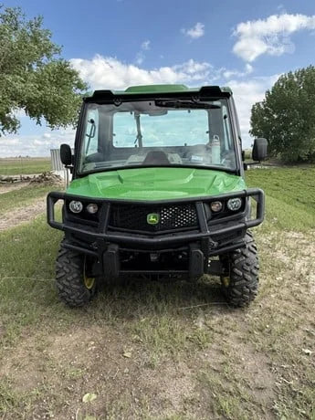 2022 John Deere Gator XUV 835R 4WD Utility Cart for Sale