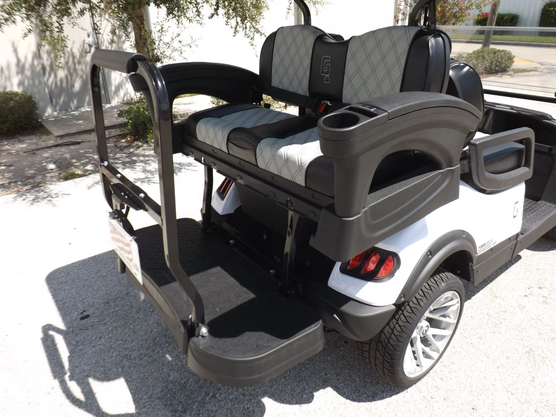 White 2023 HONOR LSV 2+2 G1 Lifted Lithium Golf Cart for Sale