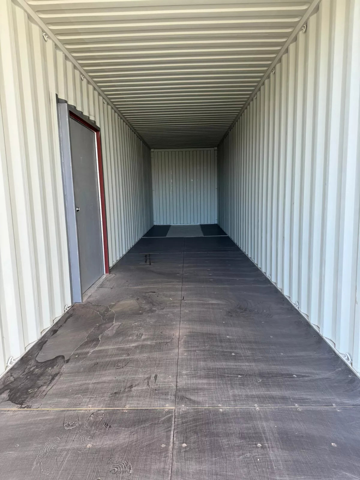 40ft shipping container with man door