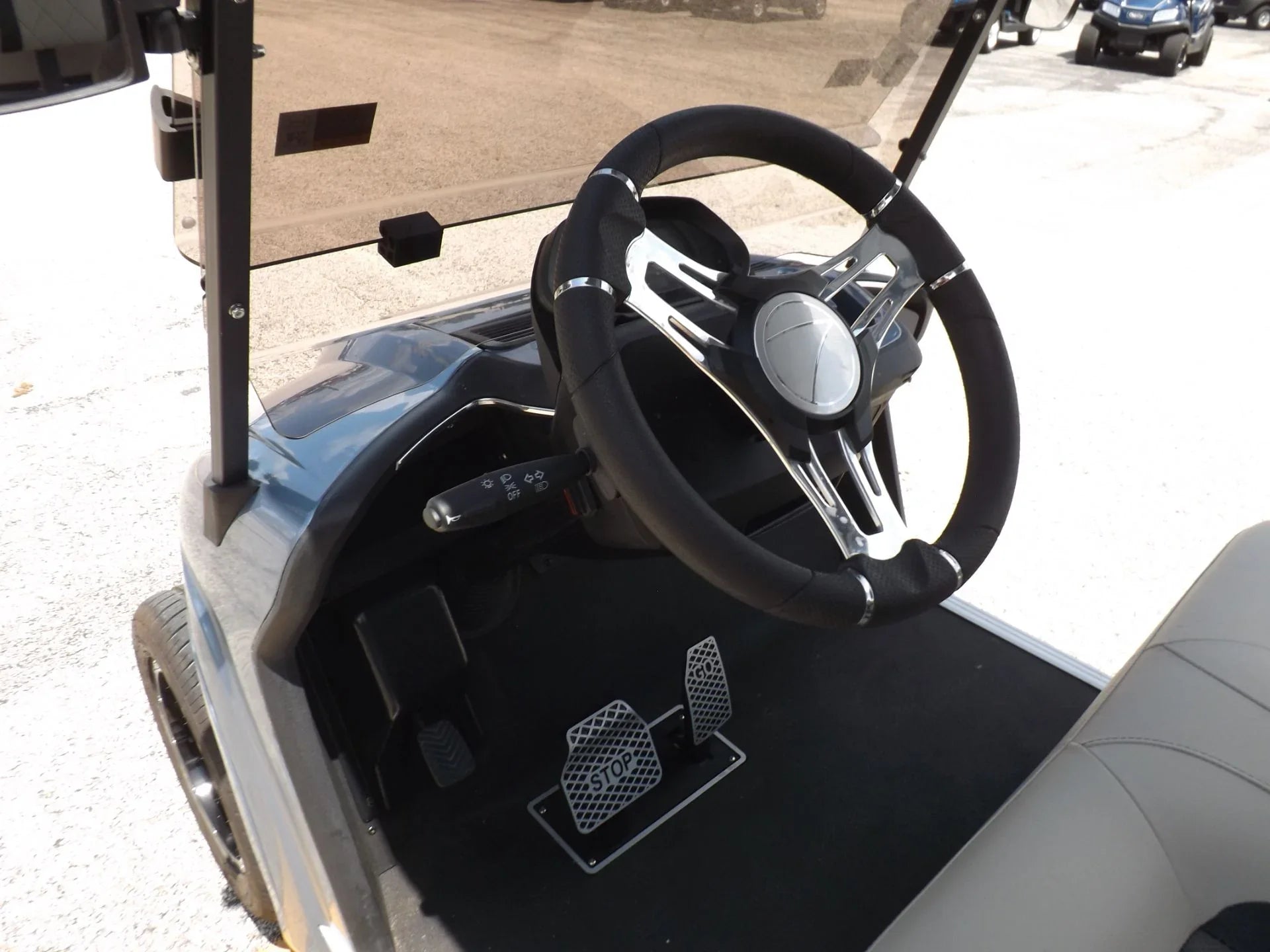 2024 Star EV SIRIUS 4+2 Lithium Golf Cart for Sale
