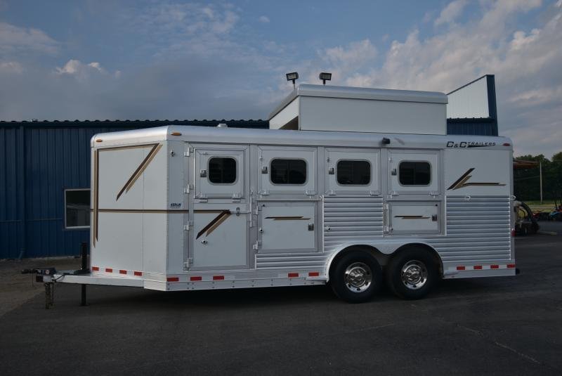 2008 C and C Trailers 4 Horse Bumper Horse Trailer