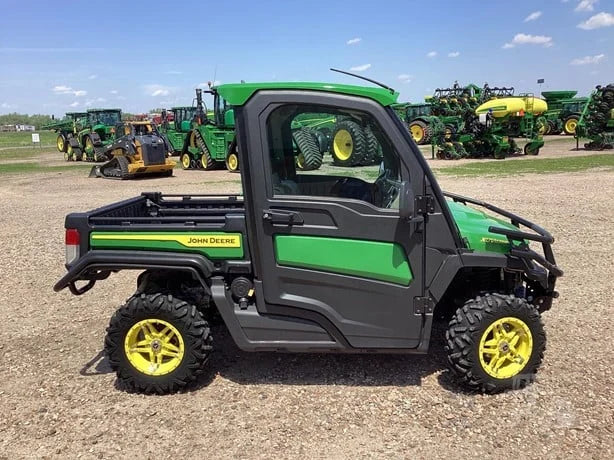 2023 John Deere Gator XUV 835R 4WD Utility Cart for Sale