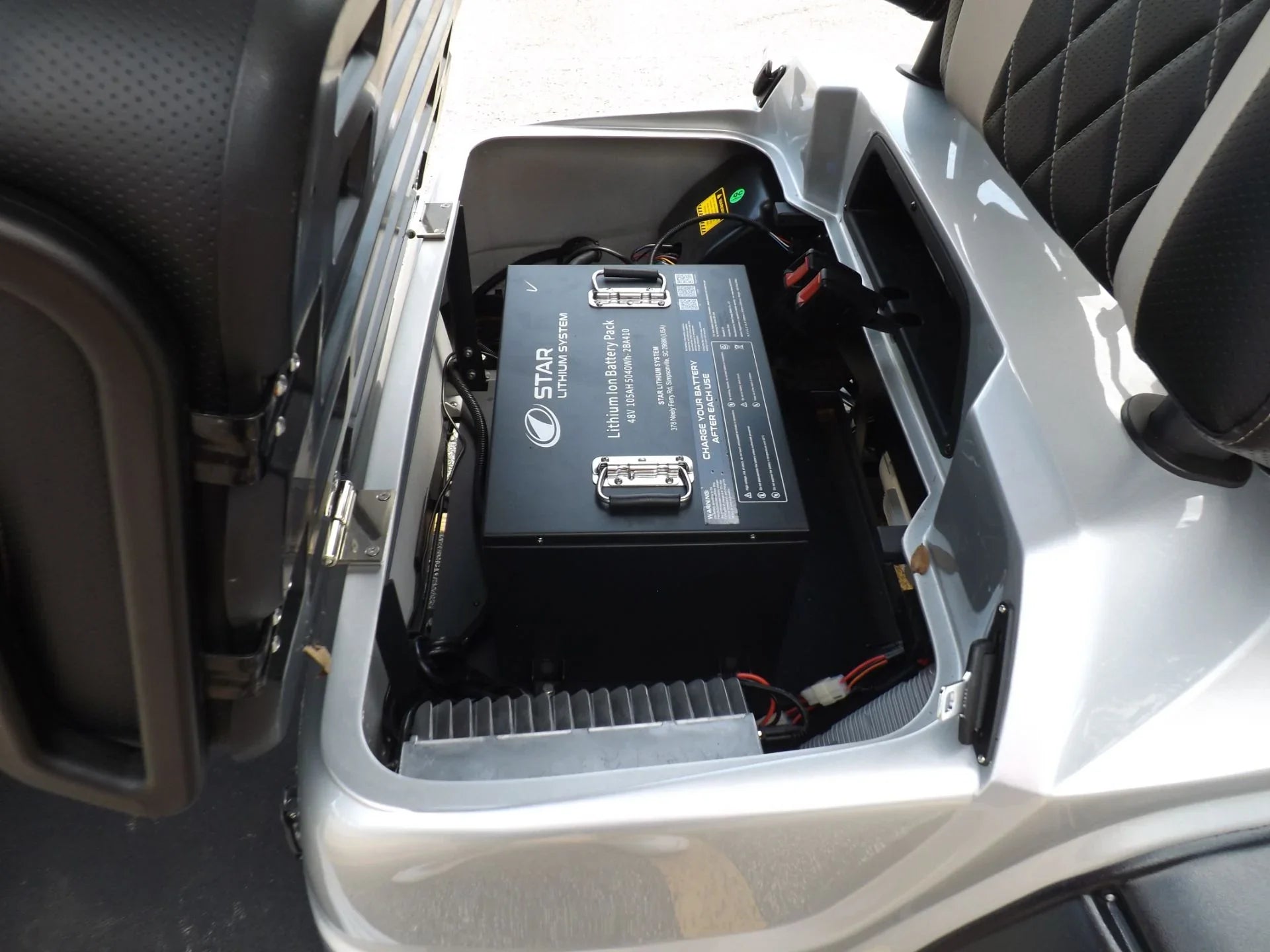 2024 Star EV SIRIUS 2+2 Lifted Lithium Golf Cart for Sale