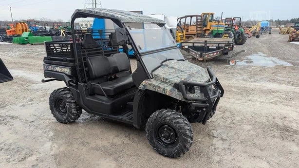 2012 John Deere Gator XUV 550 4WD Utility Cart for Sale