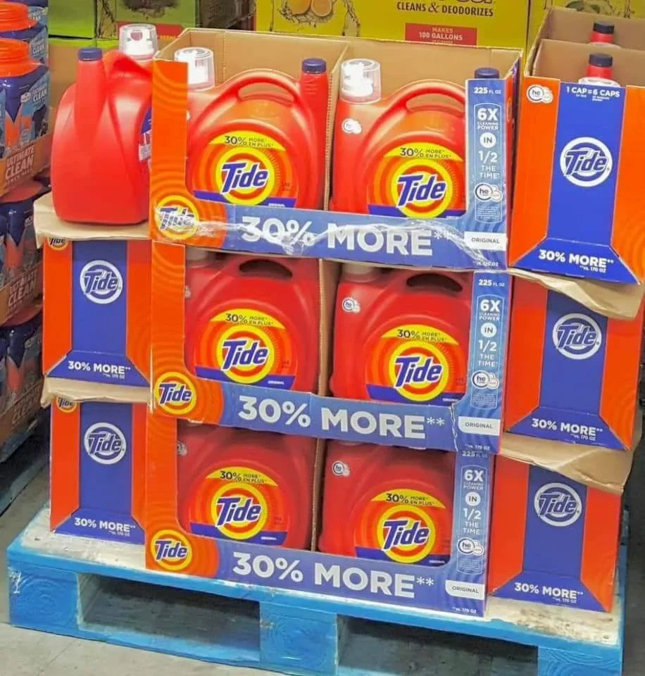 Tide liquid laundry detergent pallets