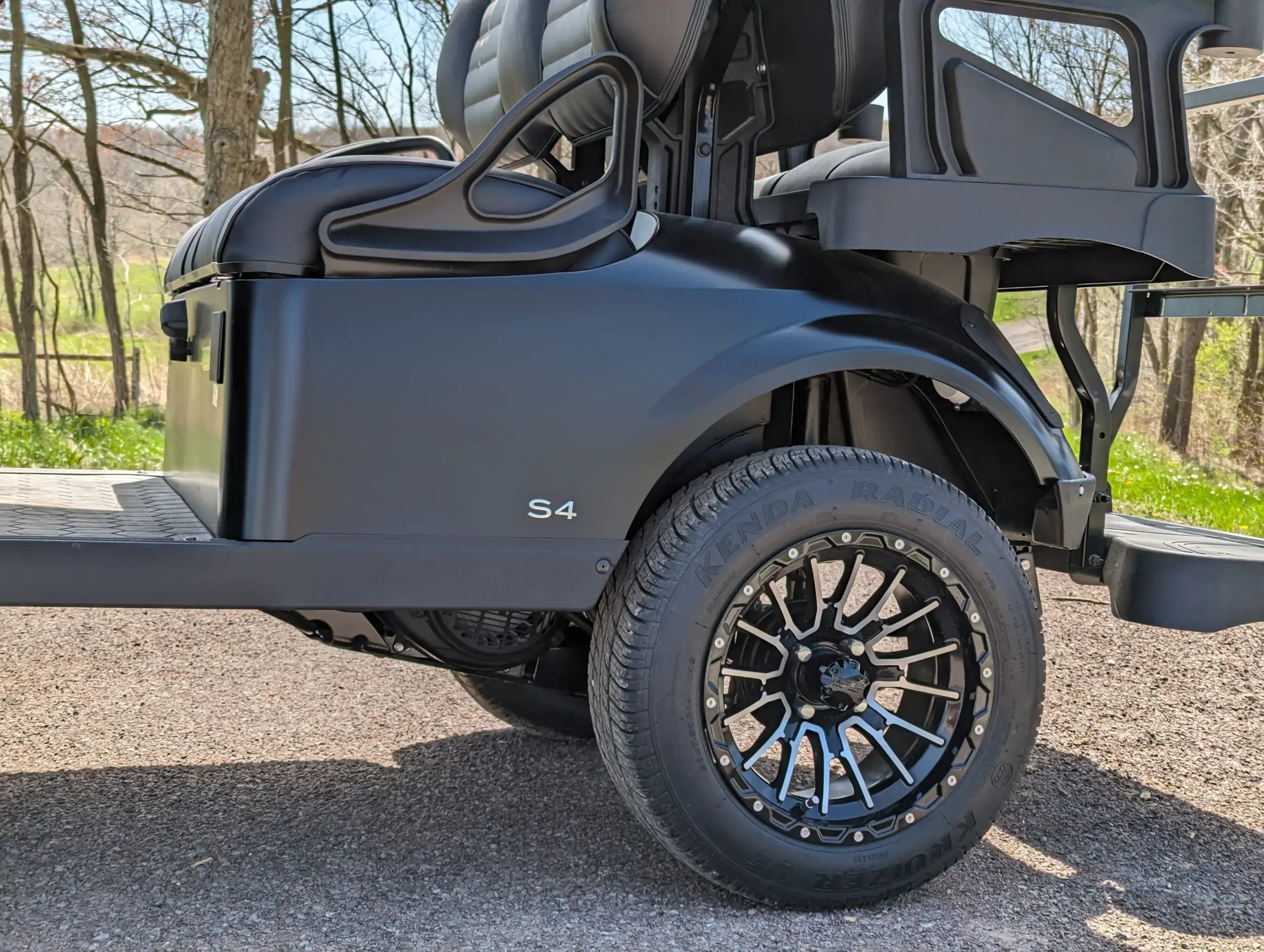 2024 E-Z-GO Express 4 Passengers for Sale