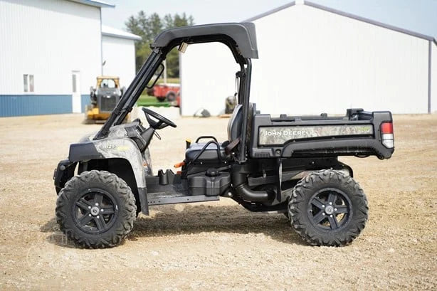 2017 John Deere Gator XUV 825i 4WD Utility Cart for Sale