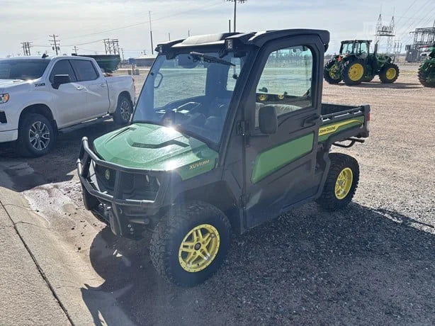 2023 John Deere Gator XUV 835M 4WD Utility Cart for Sale