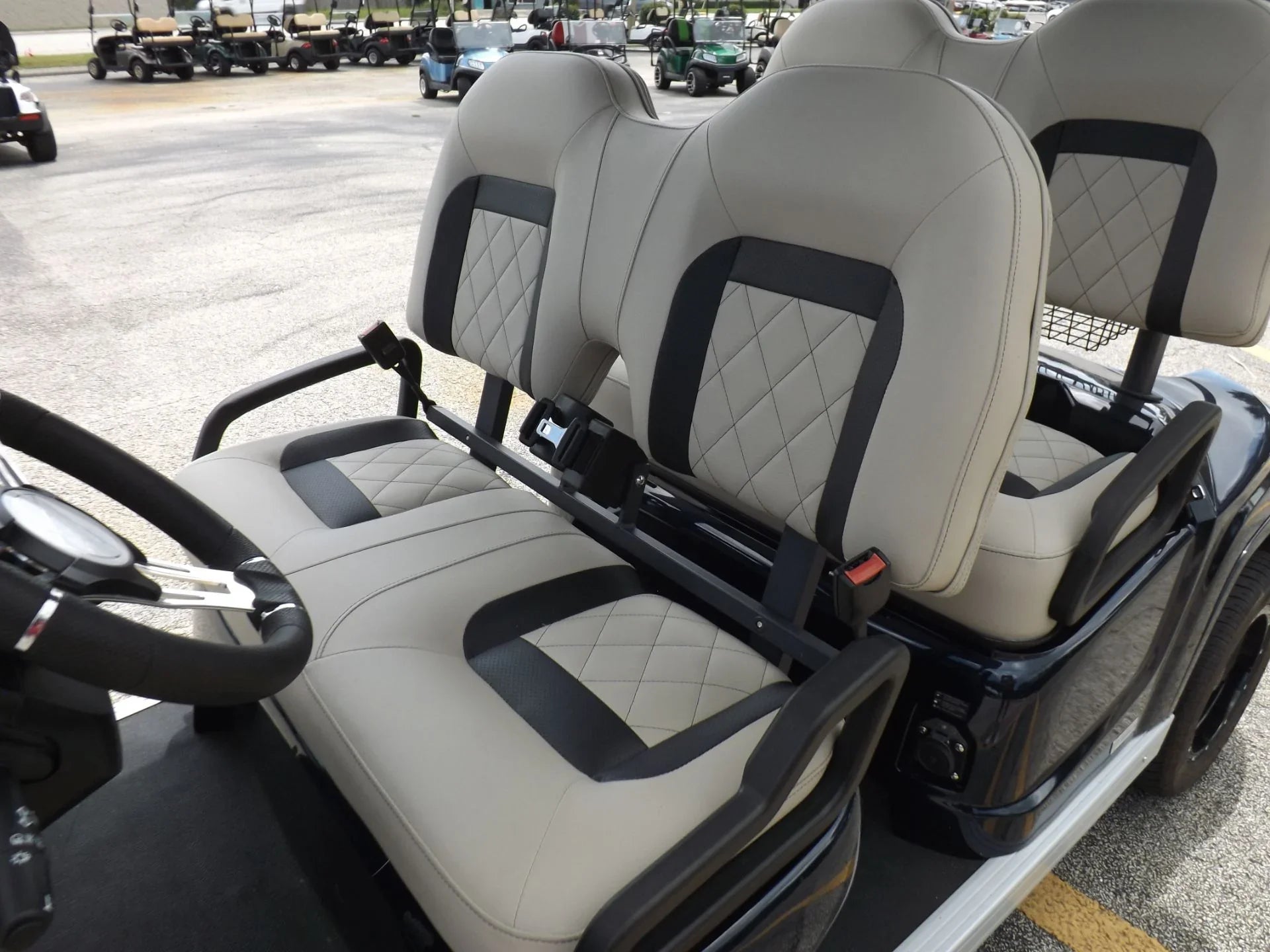 Black 2024 Star EV SIRIUS 4 Forward Lithium Golf Cart for Sale