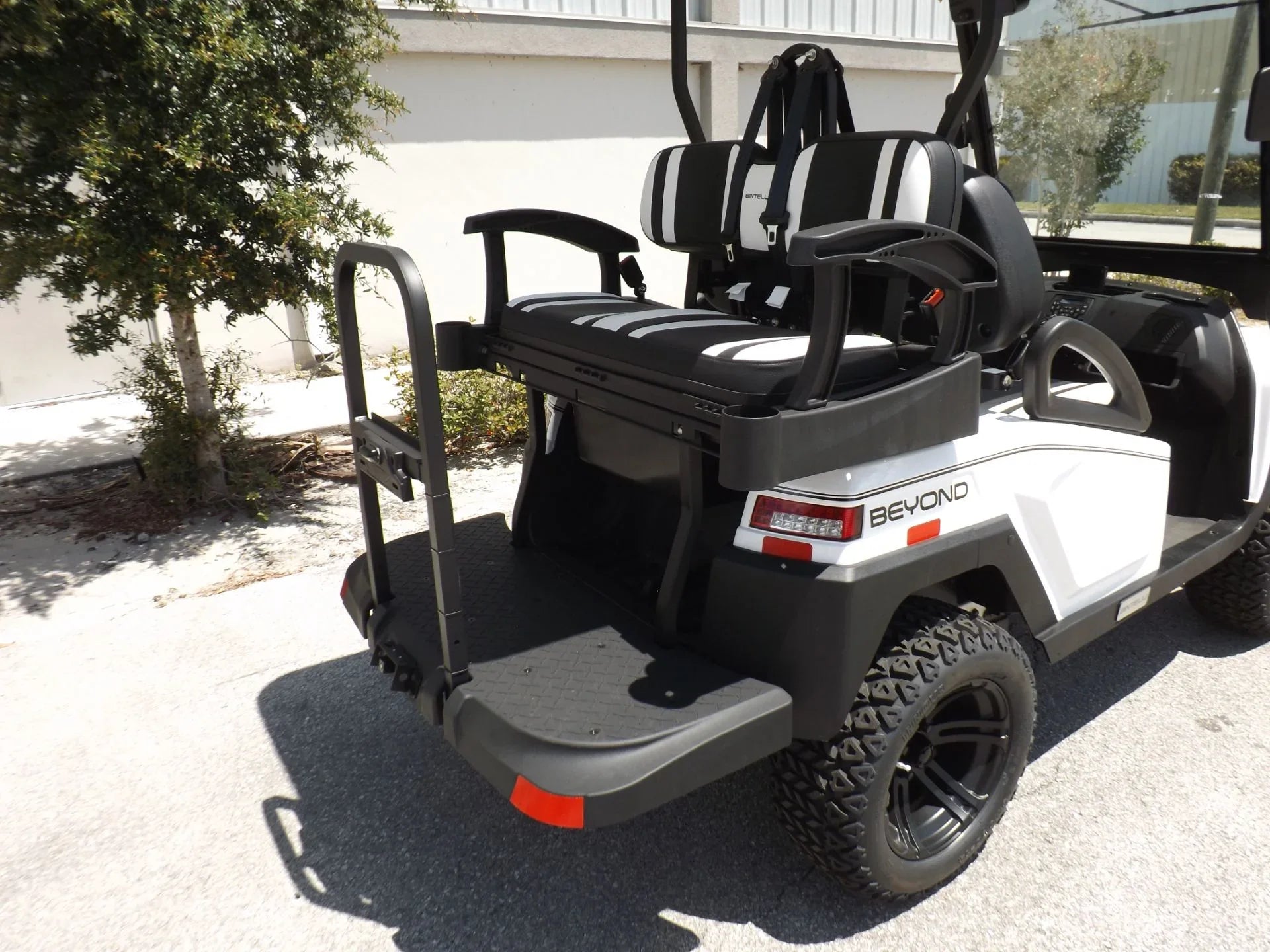 White 2022 Bintelli BEYOND 4P Lifted Golf Cart for Sale