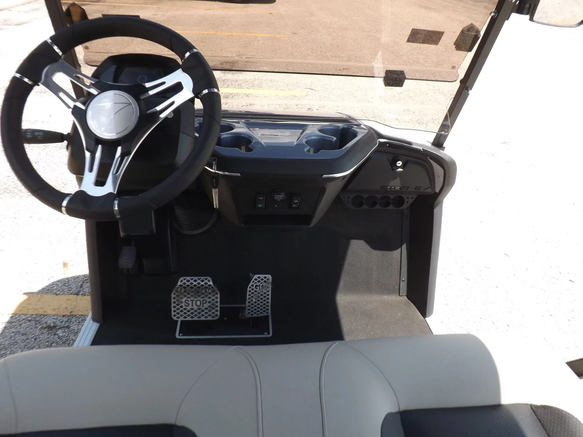 2024 Star EV SIRIUS 4 Forward Lithium Golf Cart for Sale