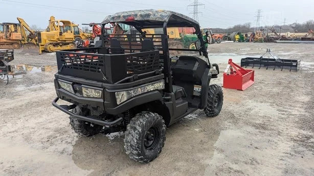 2012 John Deere Gator XUV 550 4WD Utility Cart for Sale