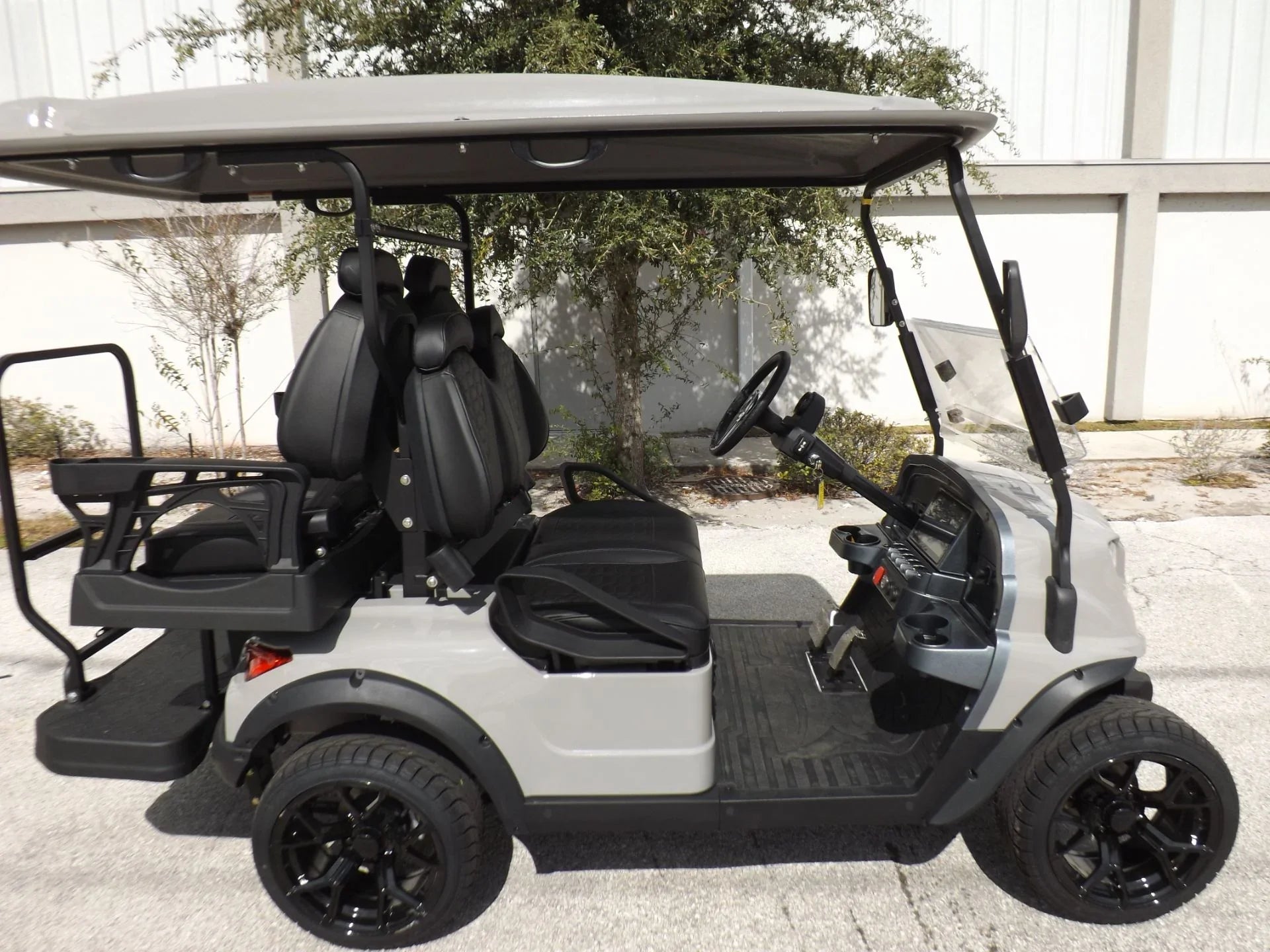 2024 GORILLA G4 LI 4 Pass Lithium Golf Cart for Sale
