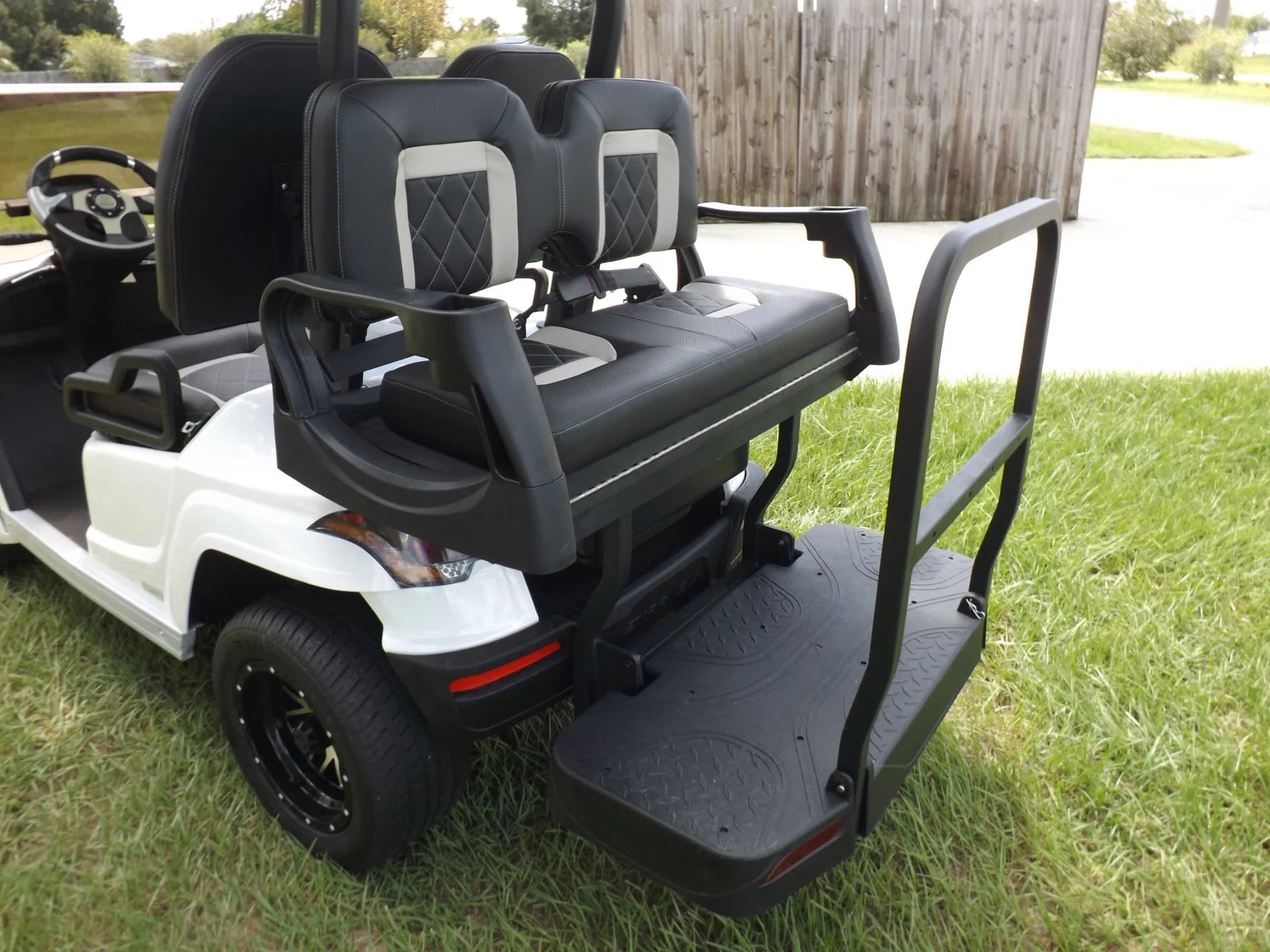 White 2023 Star EV SIRIUS 2+2 Golf Cart for Sale