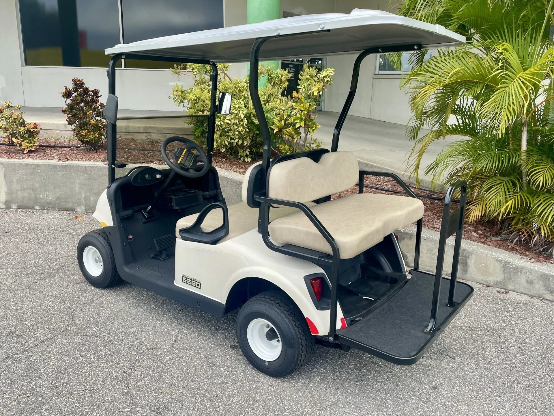 2019 E-Z-GO RXV 4 Passenger Lithium Golf Cart for Sale