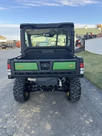 2018 John Deere Gator 4WD XUV 835M Utility Cart for Sale