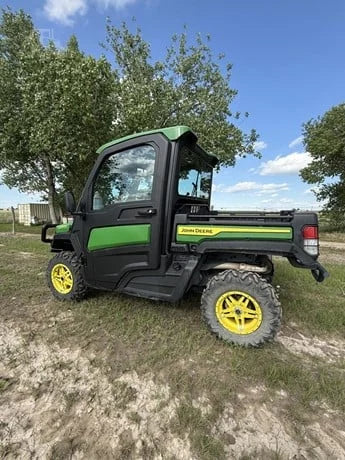 2022 John Deere Gator XUV 835R 4WD Utility Cart for Sale