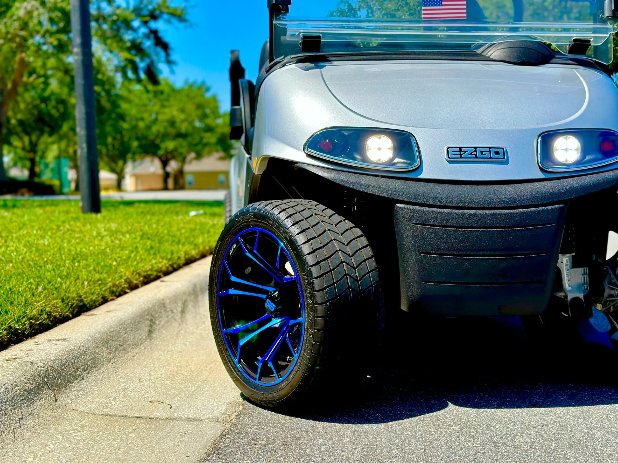 2023 E-Z-GO Valor 2+2 EX1 Golf Cart for Sale