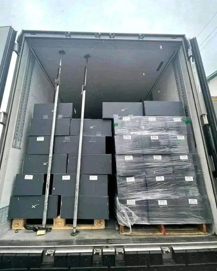 Starlink Pallet