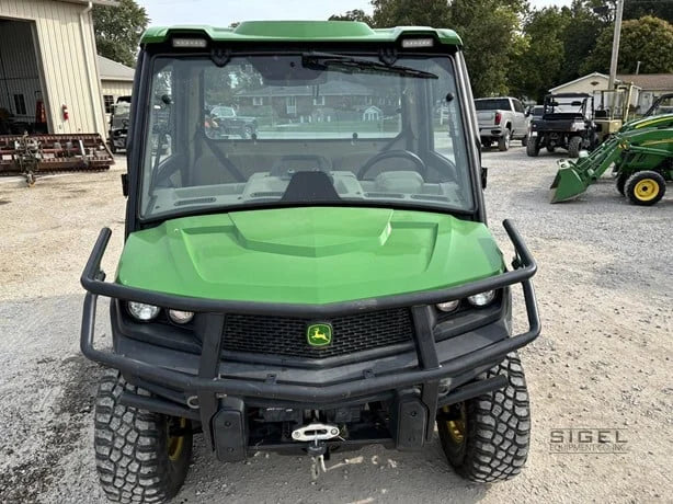 2018 John Deere Gator XUV 835R 4WD UTV for Sale