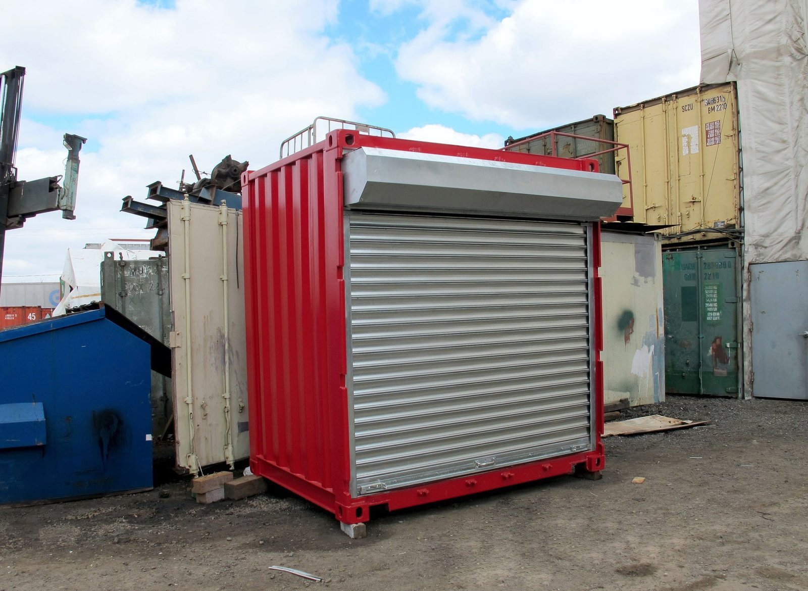 20ft Long Doubledoor Containers in 8’6′ High and 9’6″ High