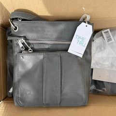 Purses Partial Load Pallets