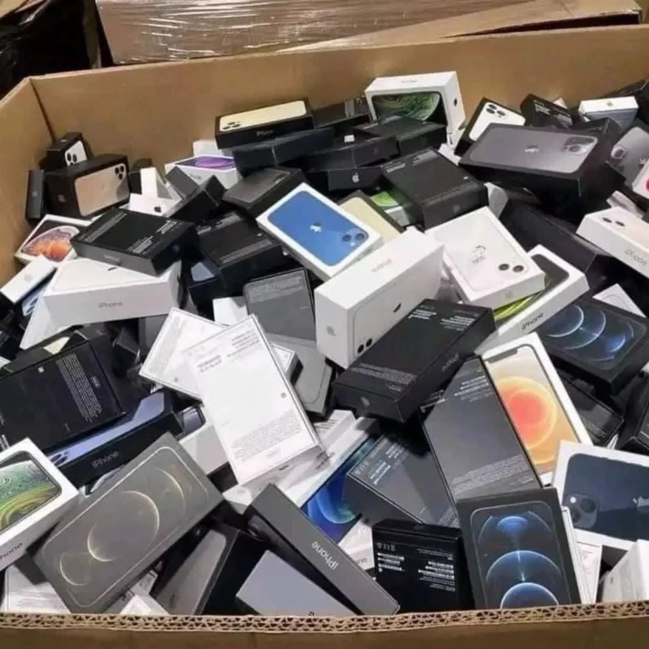 Wholesale Mix Iphone Liquiation Pallets