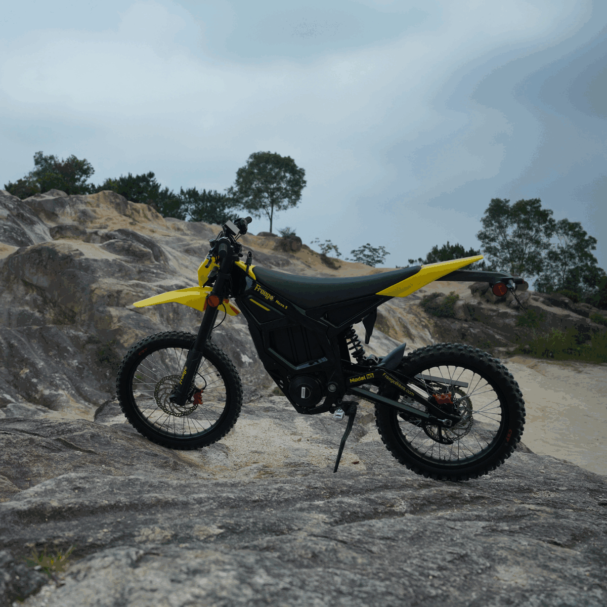 Freego | Nova 5 Mid-Drive Electric Dirt Bike | 8000W Peak - Nova 5 Pro Black
