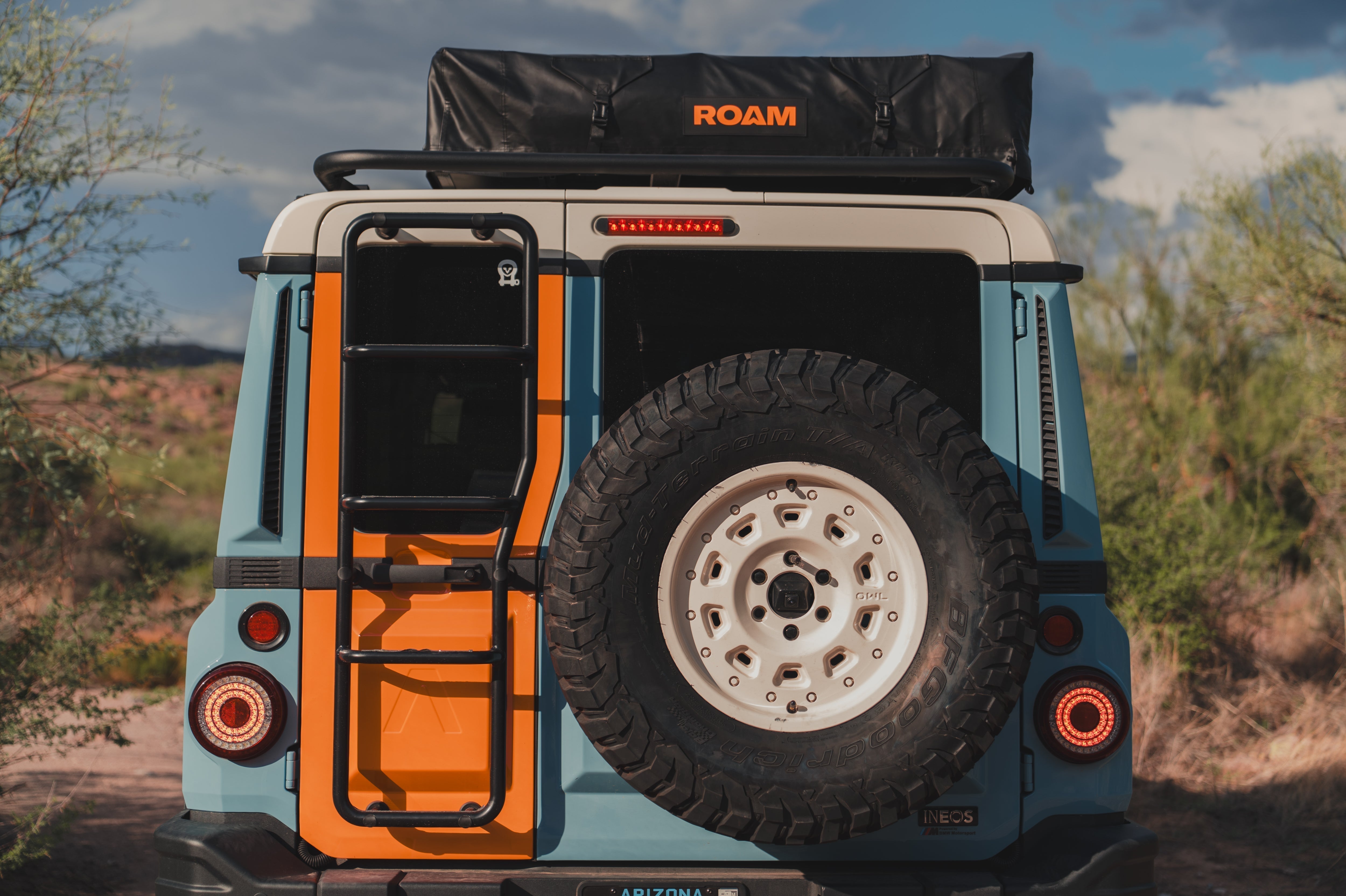 ROAM | Vagabond 2.0 Rooftop Tent
