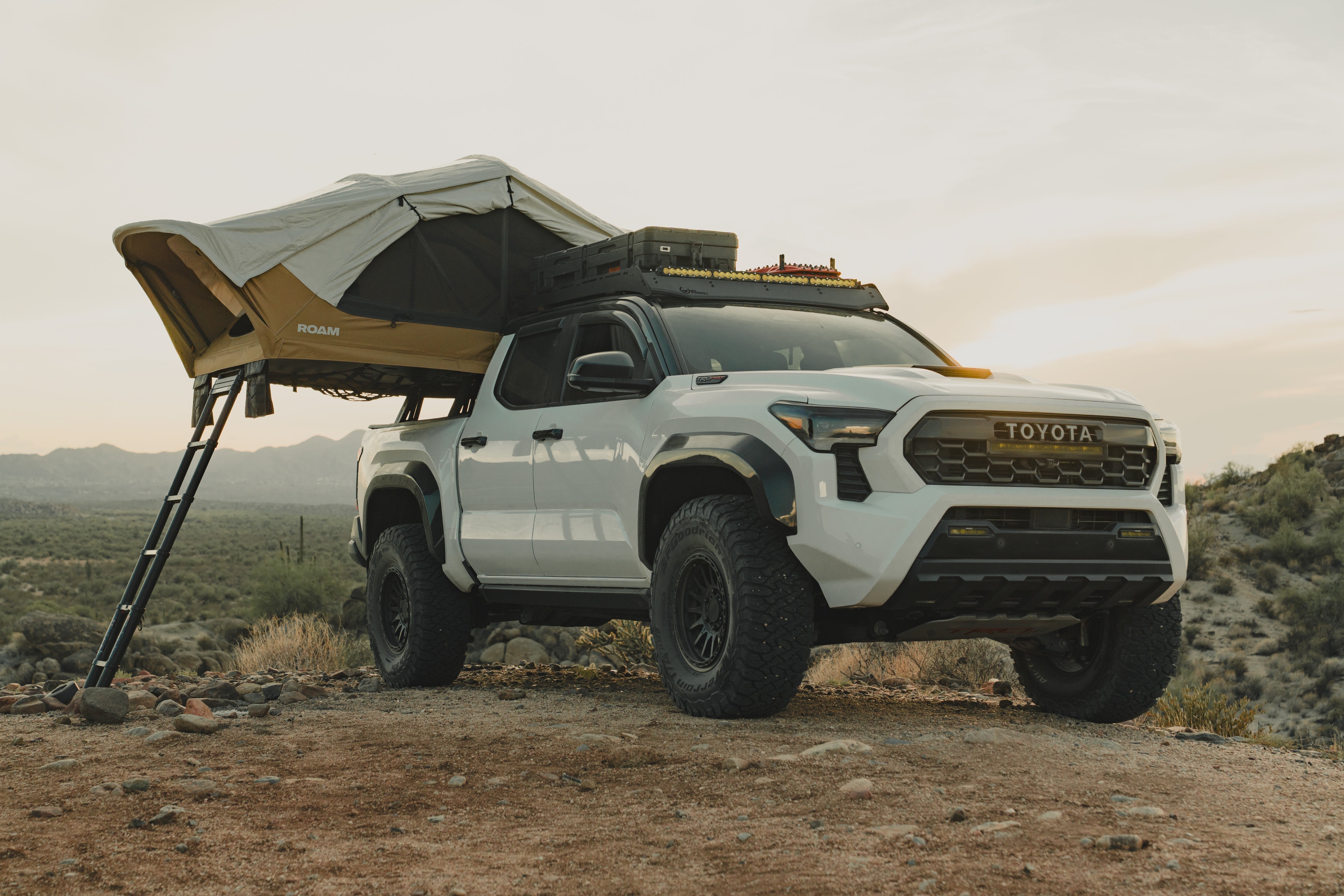 ROAM | Vagabond 2.0 Rooftop Tent