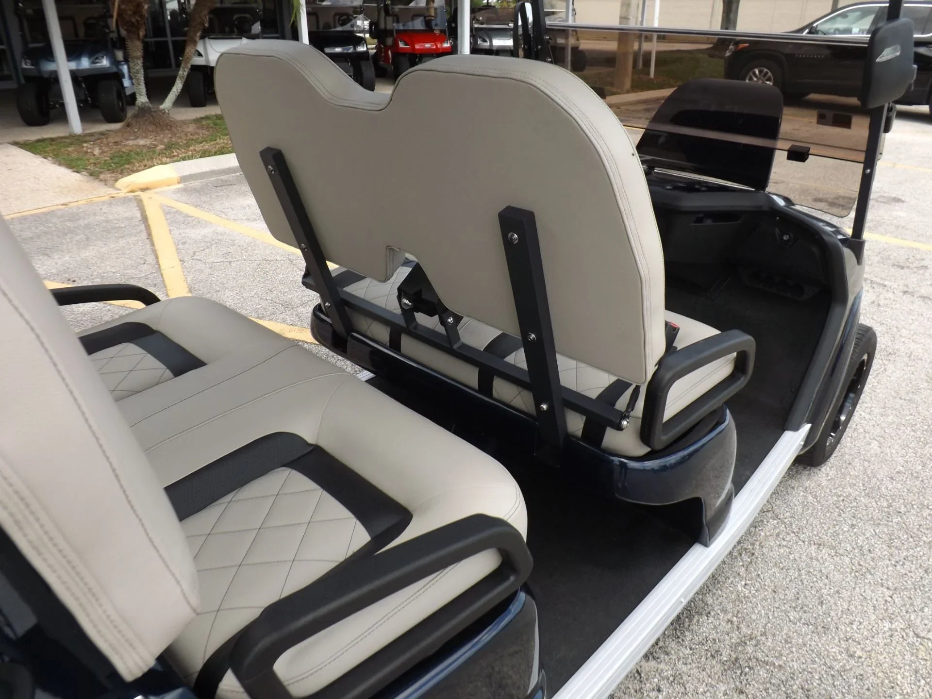 Black 2024 Star EV SIRIUS 4 Forward Lithium Golf Cart for Sale