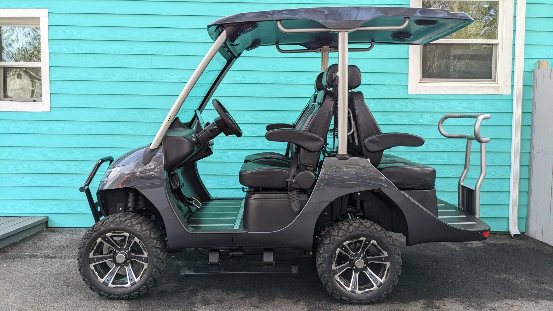 2023 Evolution D3 Lithium-Ion Lifted Golf Cart for Sale