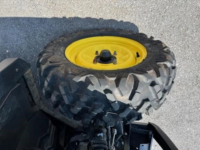 2022 John Deere Gator XUV560E Utility Cart for Sale