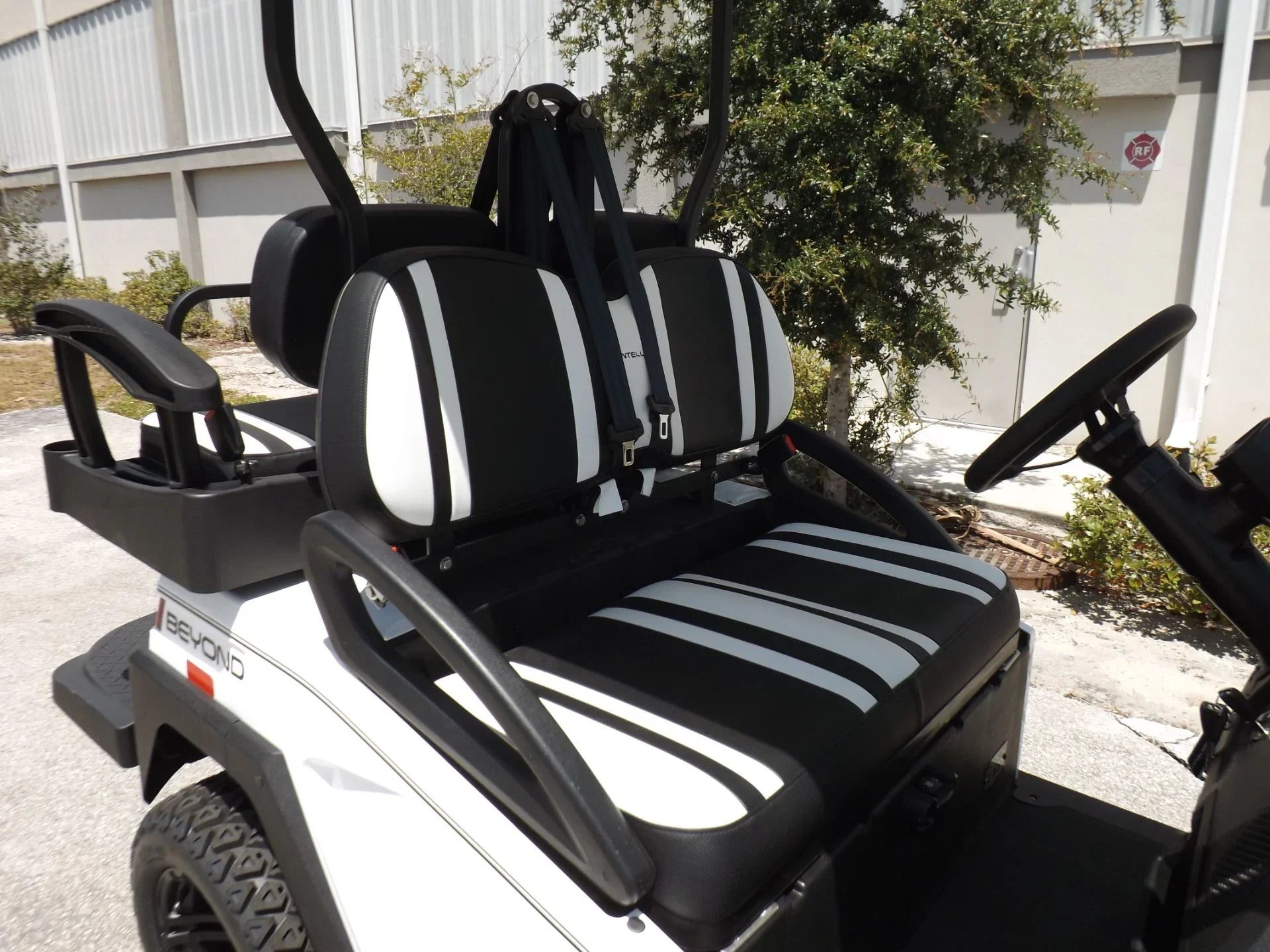 White 2022 Bintelli BEYOND 4P Lifted Golf Cart for Sale