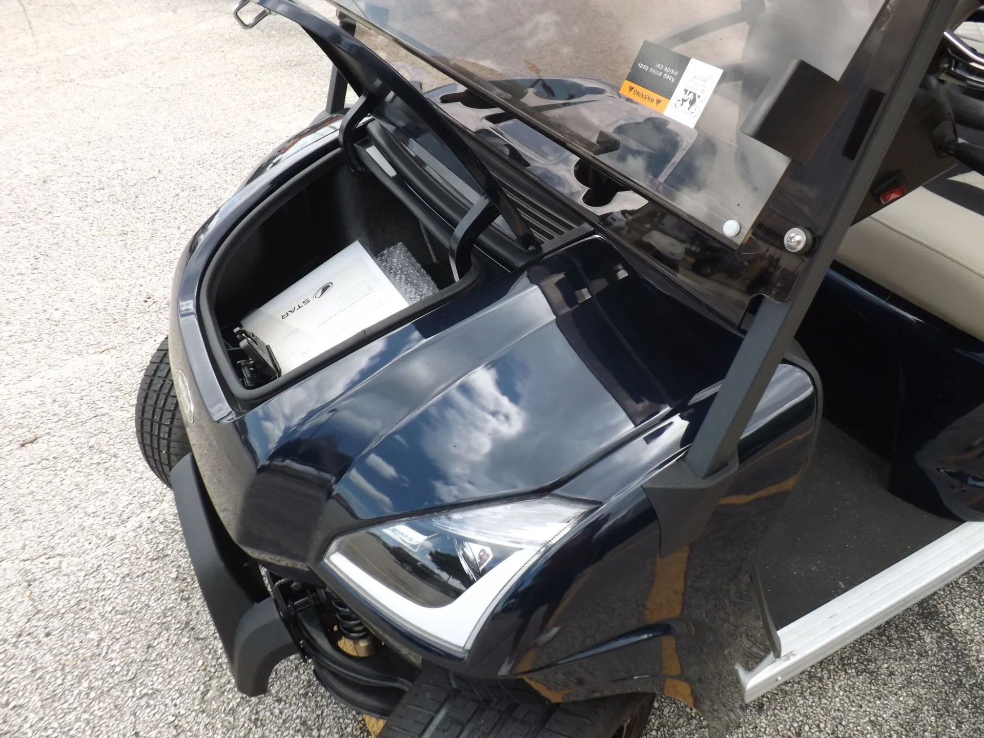 Black 2024 Star EV SIRIUS 4 Forward Lithium Golf Cart for Sale