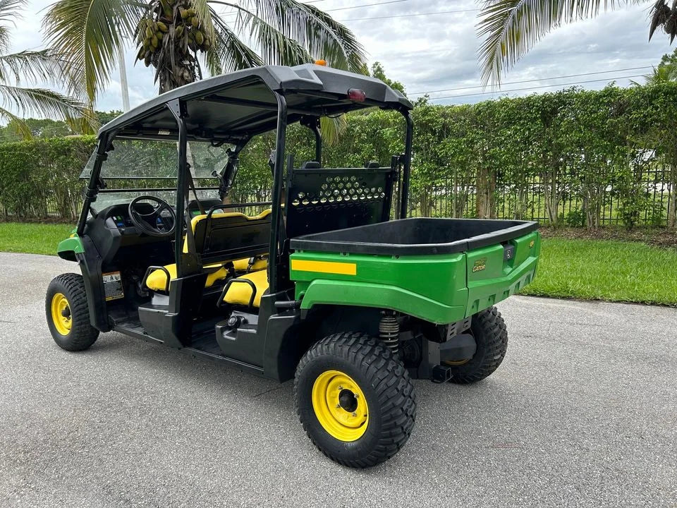 2020 John Deere Gator XUV560E Utility Cart for Sale