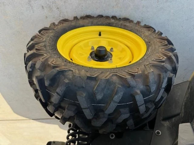 2022 John Deere Gator XUV560E Utility Cart for Sale