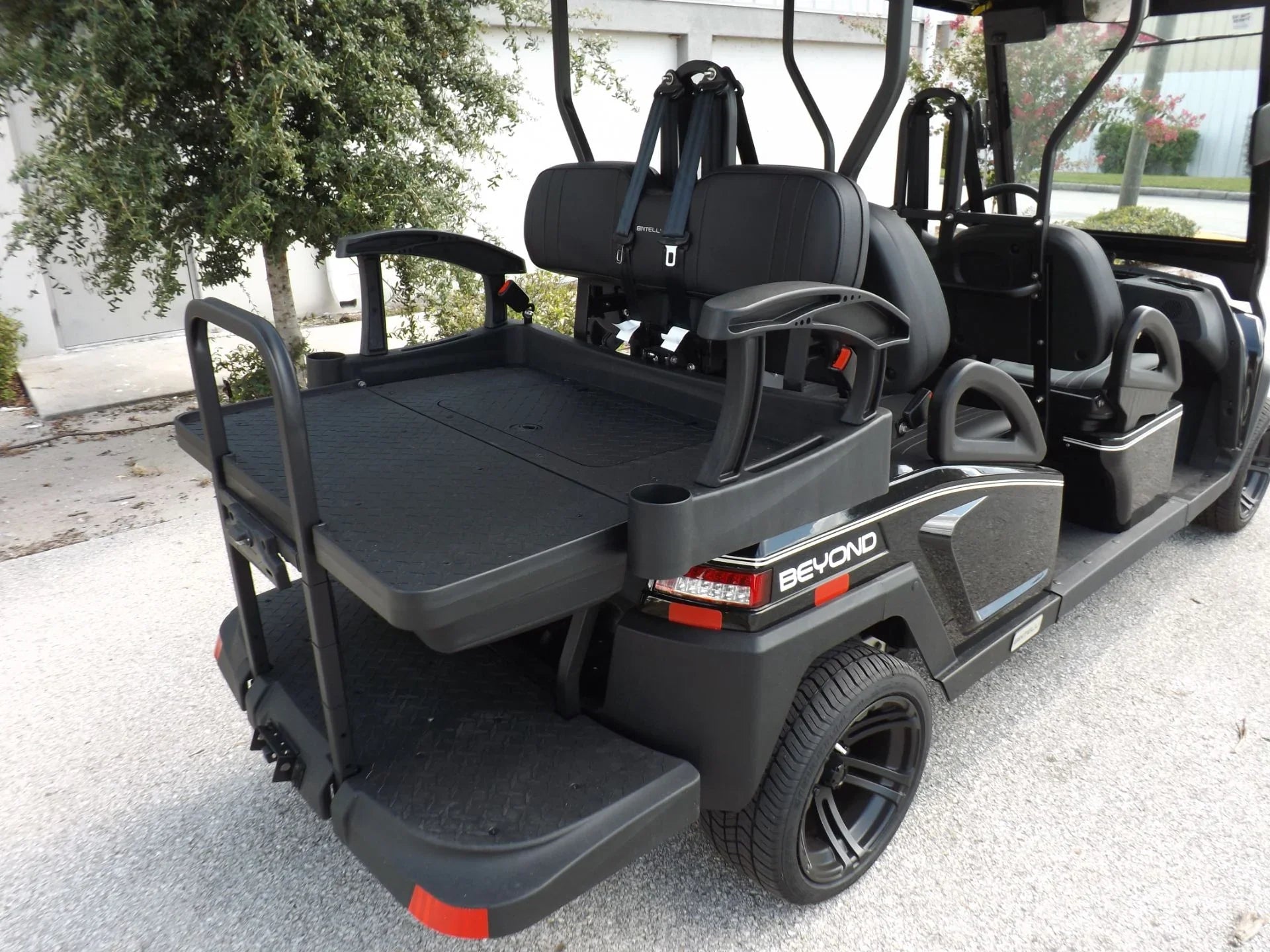 2022 Bintelli BEYOND 6P Golf Cart for Sale