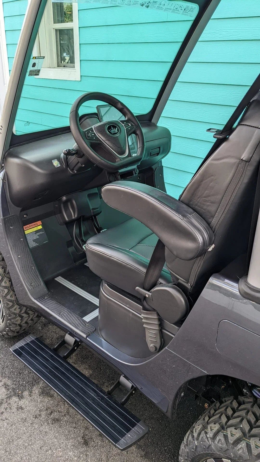 2023 Evolution D3 Lithium-Ion Lifted Golf Cart for Sale