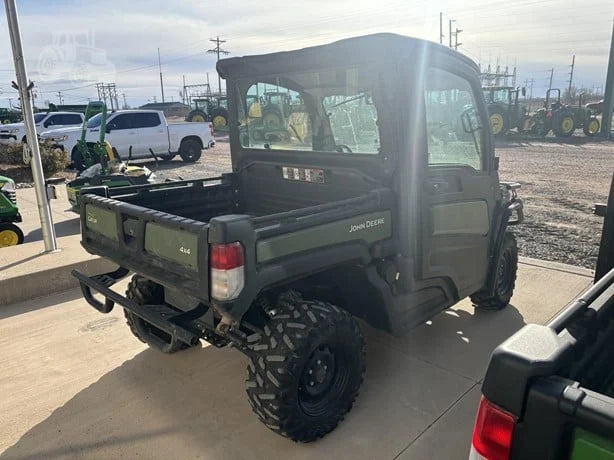 2021 John Deere Gator XUV 835R 4WD Utility Cart for Sale