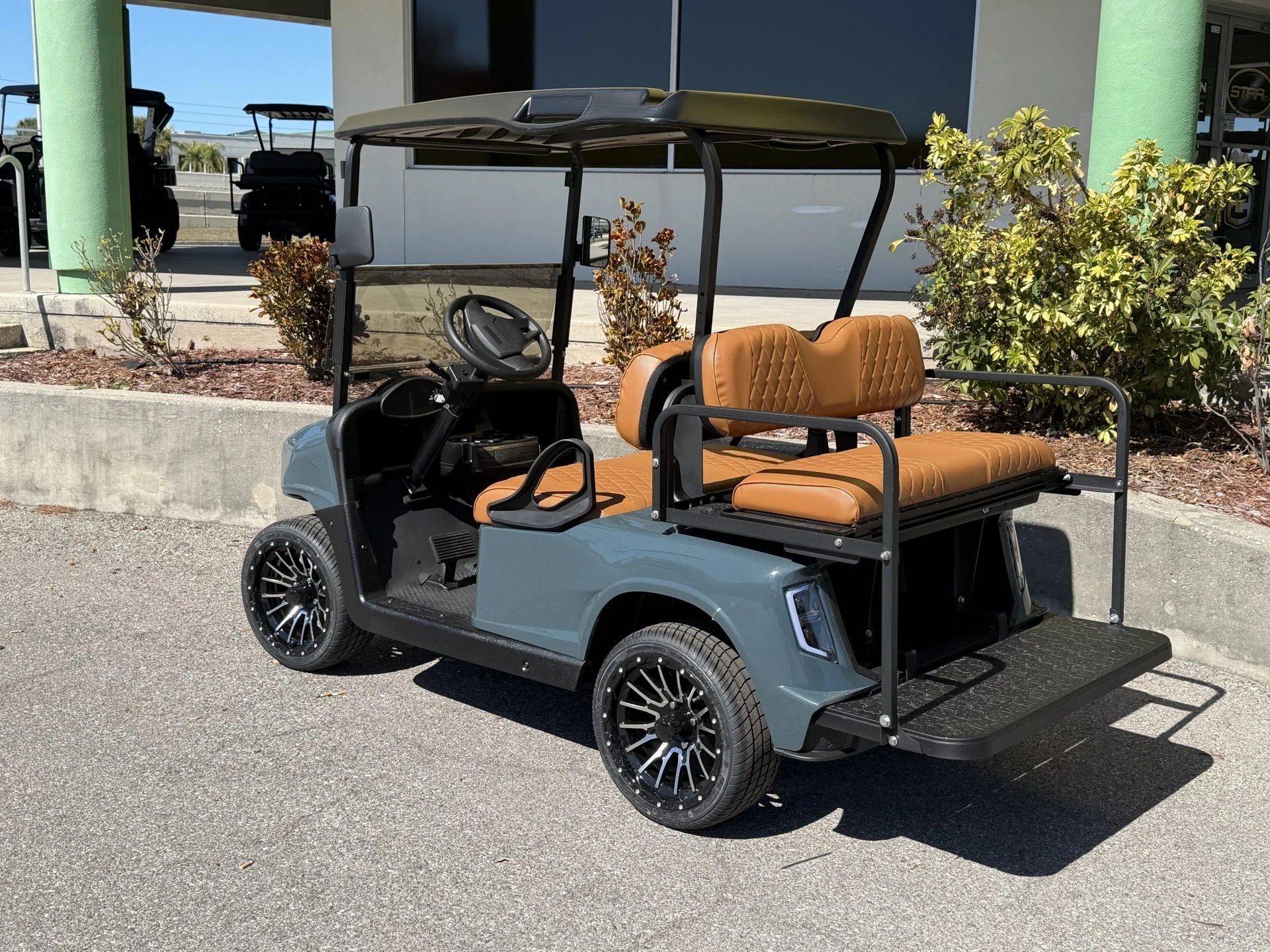 2020 E-Z-GO RXV Elite Lithium APEX Golf Cart for Sale