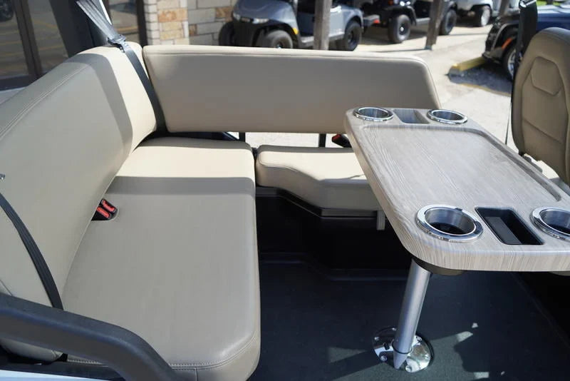 2024 CLUB CAR CRU 6-Passenger Electric LSV for Sale