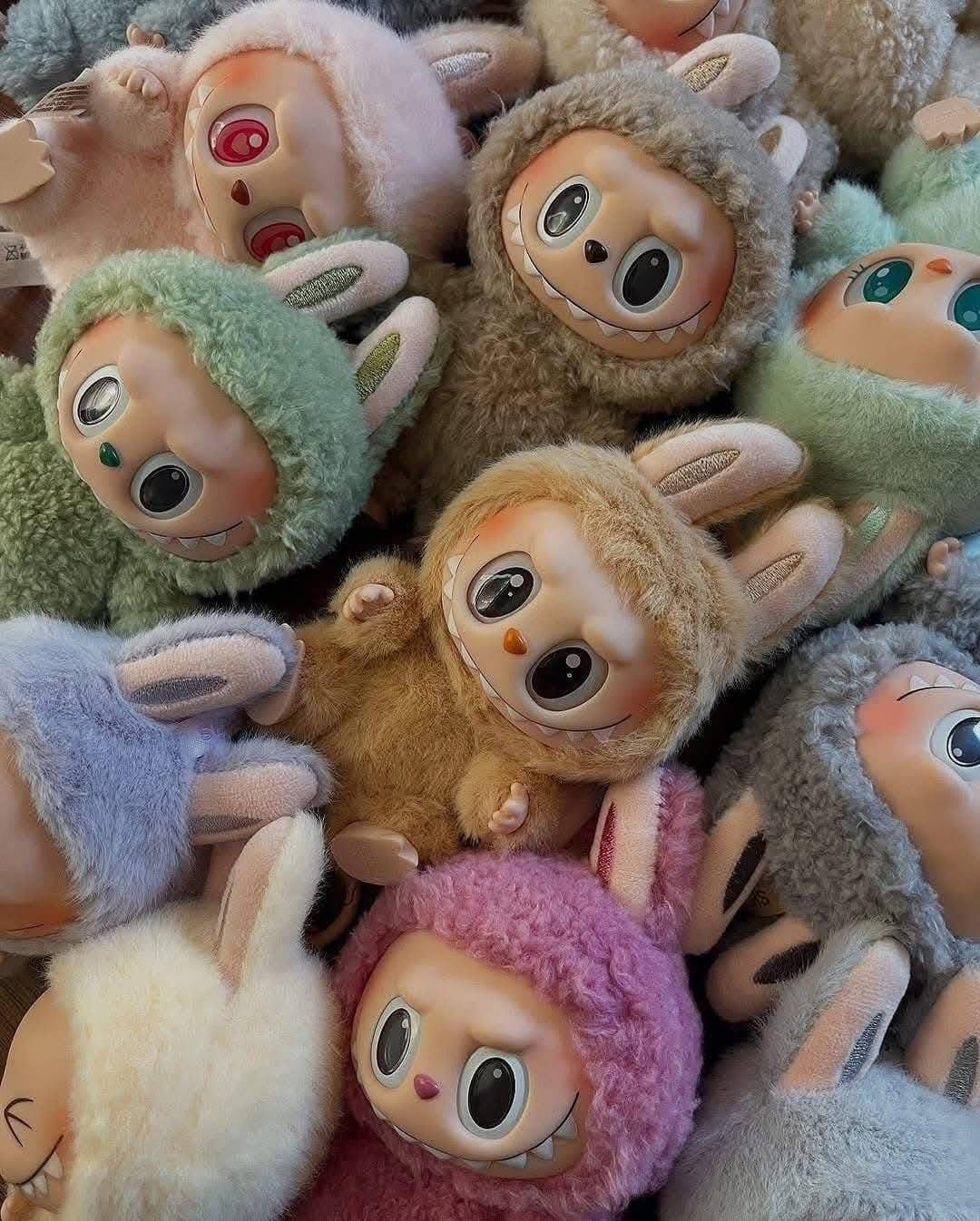 Labubu Monster Doll Pallet