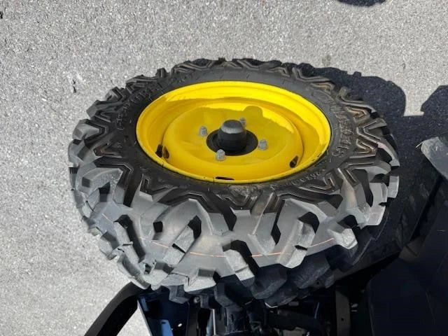 2022 John Deere Gator XUV560E Utility Cart for Sale