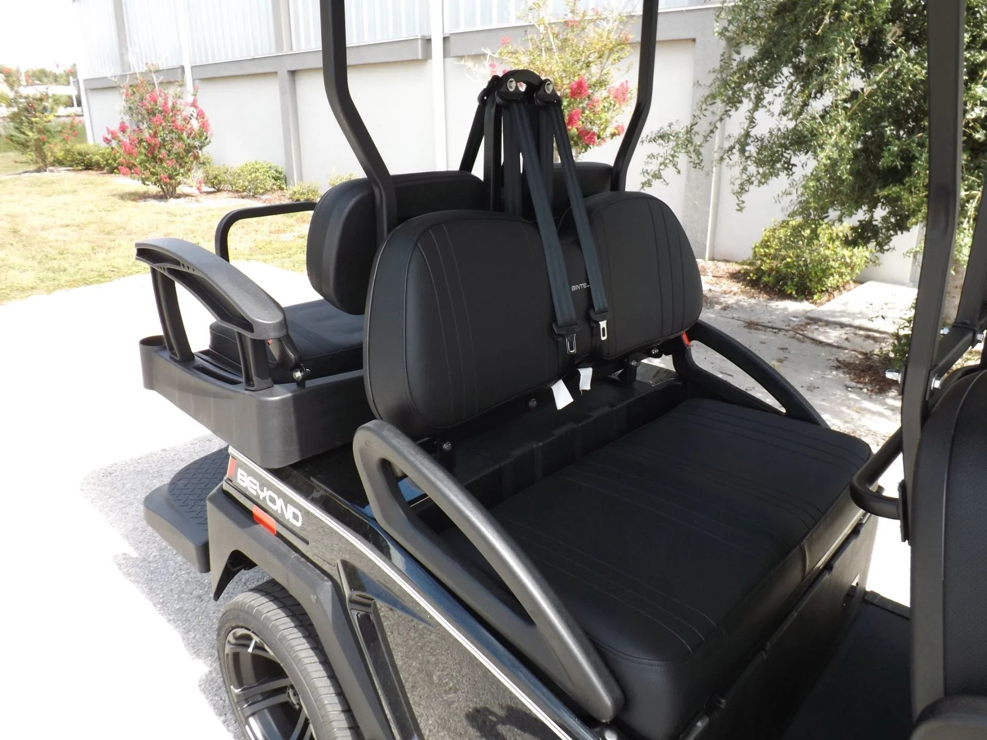 2022 Bintelli BEYOND 6P Golf Cart for Sale