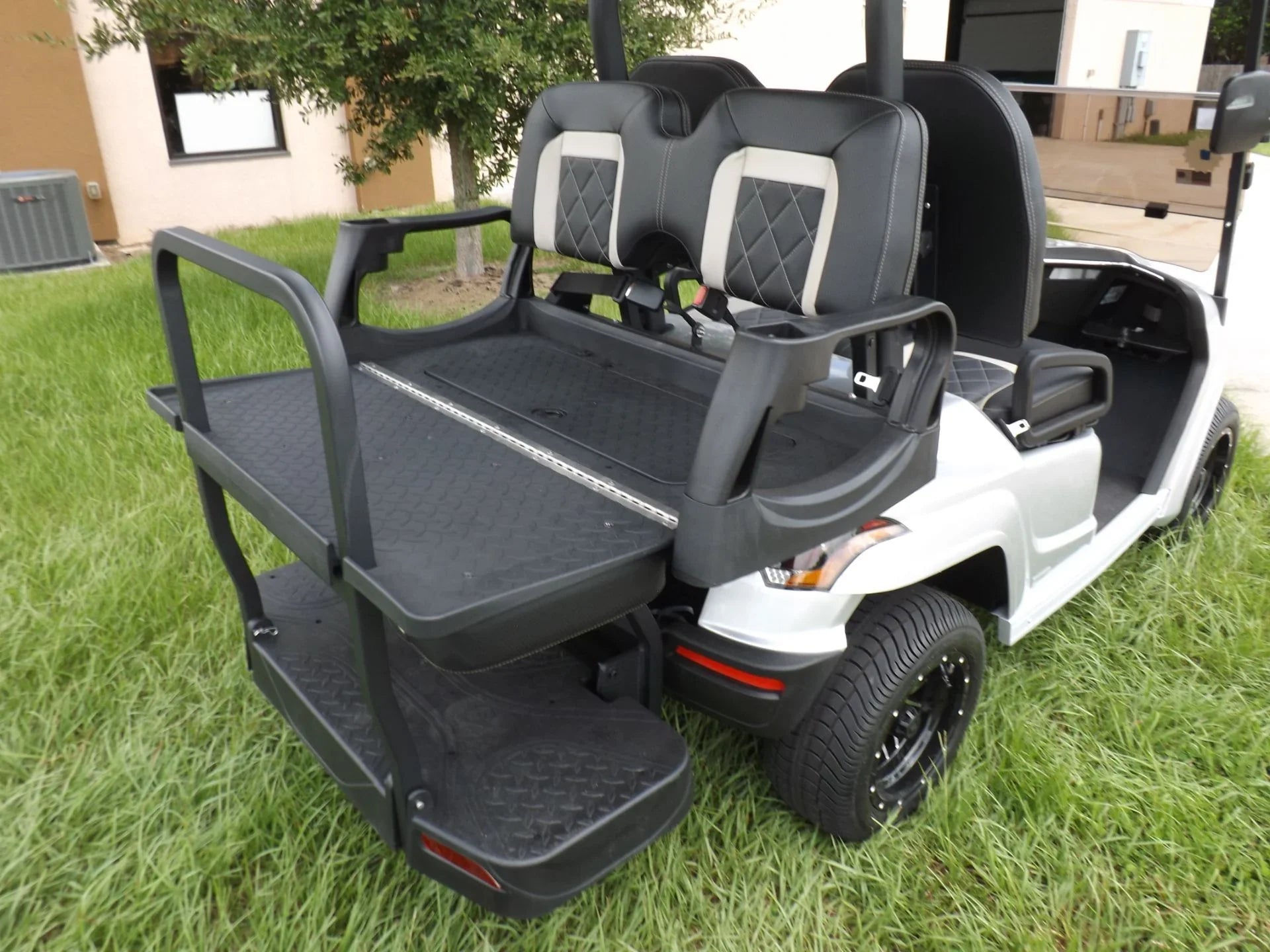 Light Metallic 2023 Star EV SIRIUS 2+2 Golf Cart for Sale