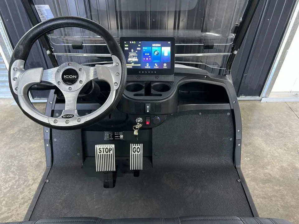 White 2024 Icon EV i40F Golf Cart for Sale
